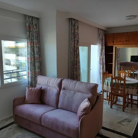 In First Line Apto 4-3 Apartment